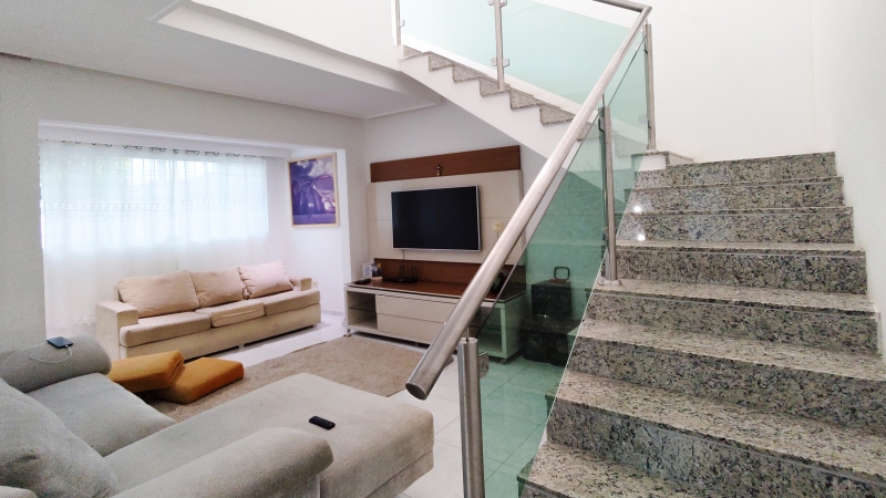 Sobrado, 3 quartos, 360 m² - Foto 1