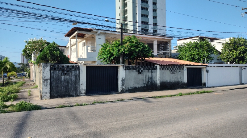 Sobrado, 5 quartos, 268 m² - Foto 4