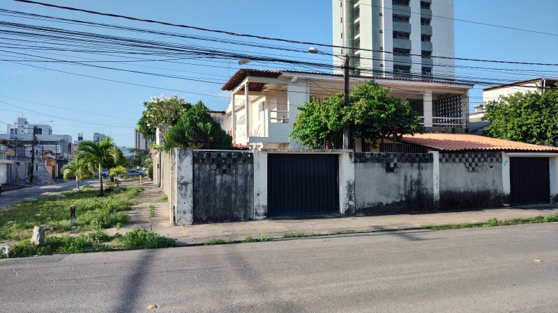 Sobrado, 5 quartos, 268 m² - Foto 3